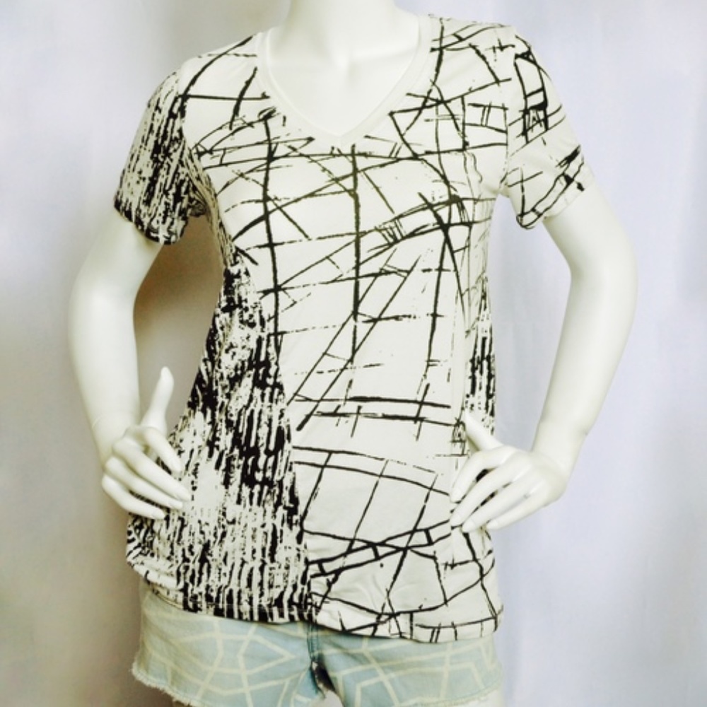Wilma Tee